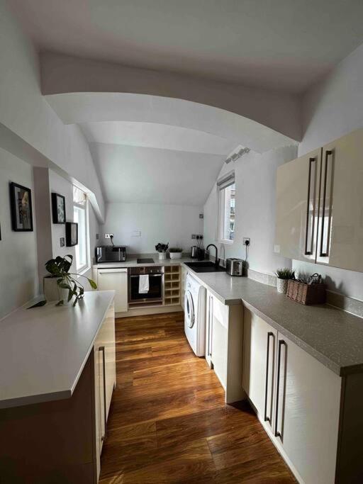Spacious Studio For 4 Near Regents Park N1 London Exterior photo